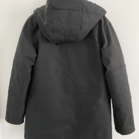 Unworn Canada Goose Windermere Coat - Picture 2 of 5